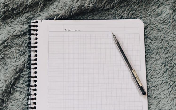 photo-1520871942340-42898ab9167f