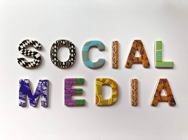 Social Media Colorful Alphabet Merakist